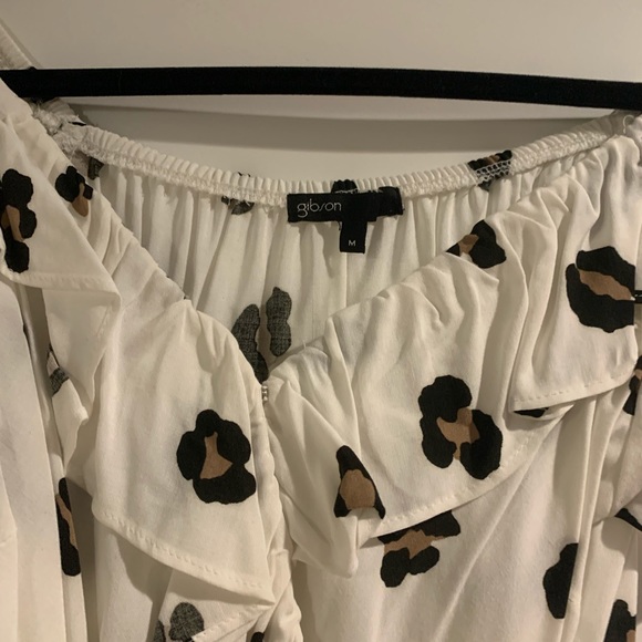 Gibson x Hot Summer Nights Ruffle Leopard Top - Picture 5 of 6